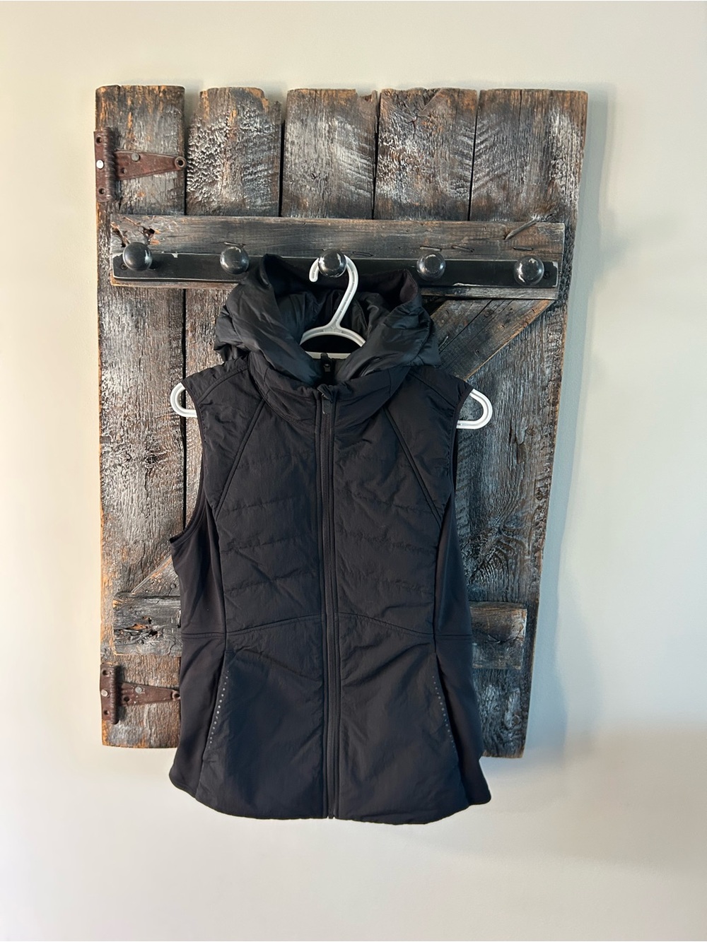 Women’s Lululemon Black Quilted Hooded Vest w/2 Layers